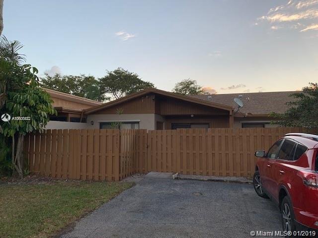 Single Family Home in BOYNTON BEACH For Sell
