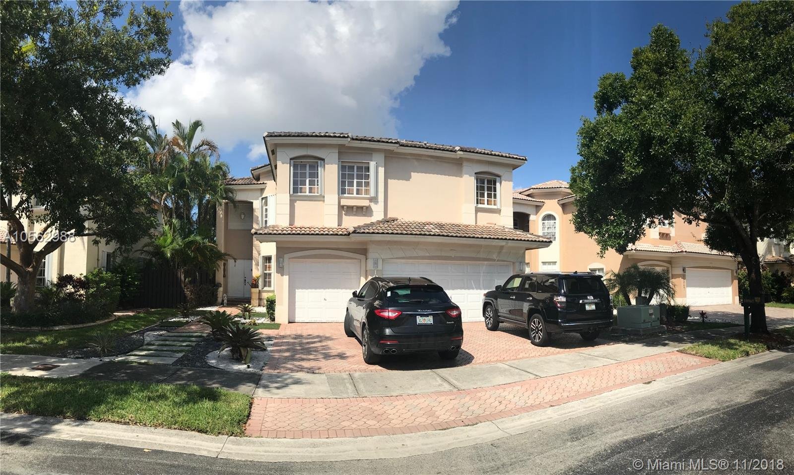10965 NW 73rd Ter DORAL, FL 33178-3745