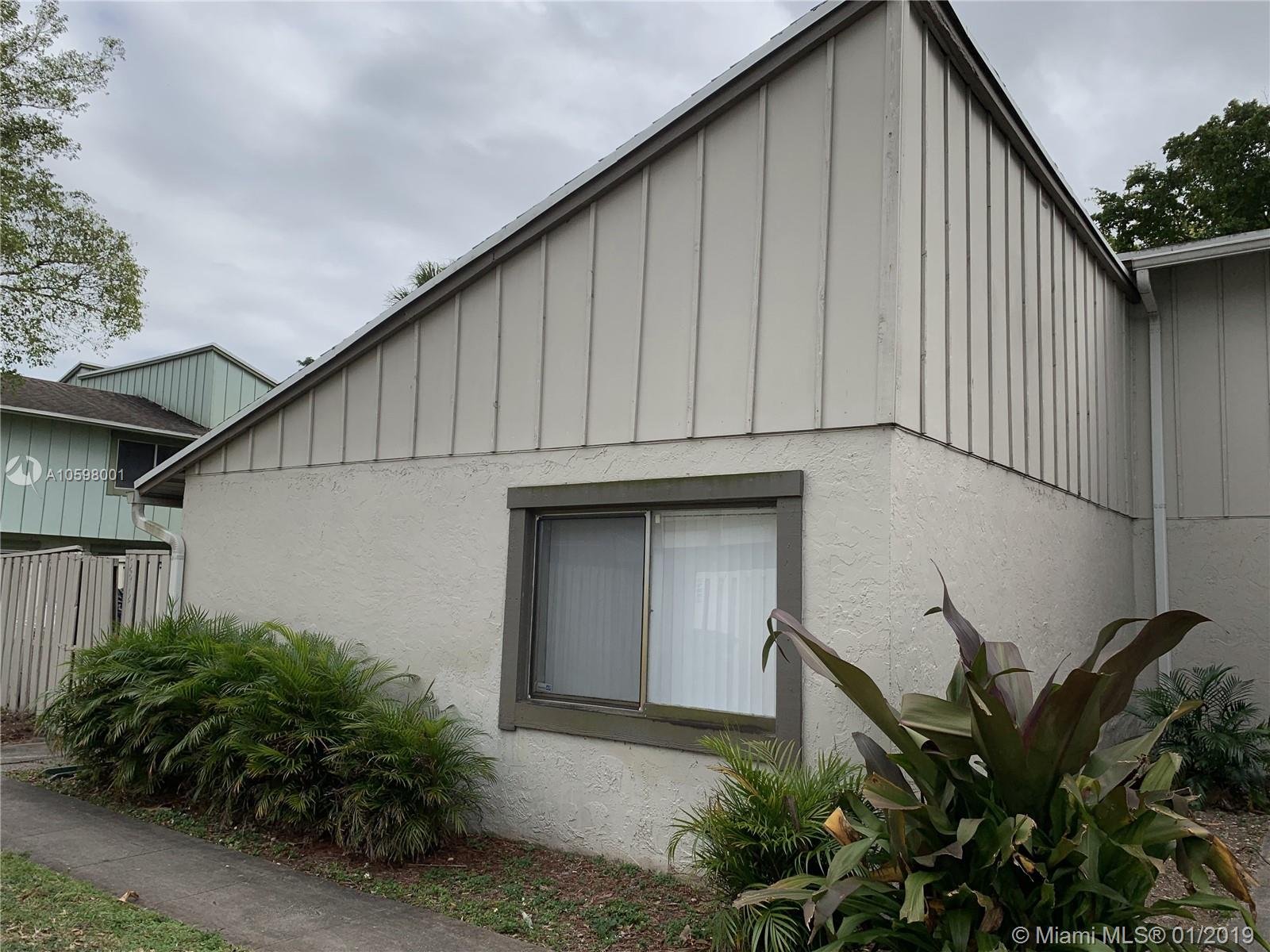 5812 NW 22nd # 21 C LAUDERHILL, FL 33313-3101